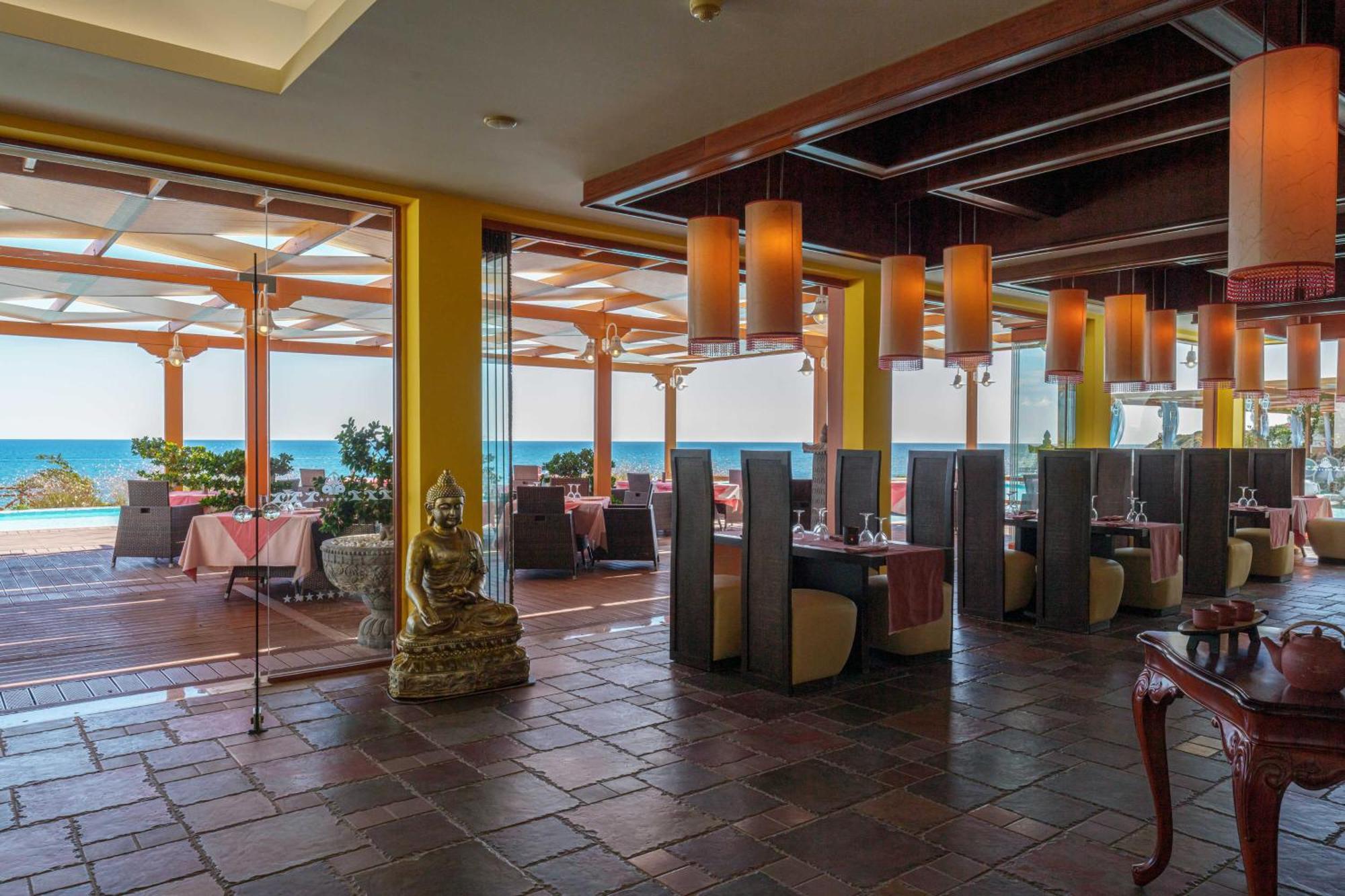 เอเทรียม เพรสทีจ ทาลัสโซ สปา รีสอร์ต แอนด์ วิลลา Hotel ลาคาเนีย ภายนอก รูปภาพ